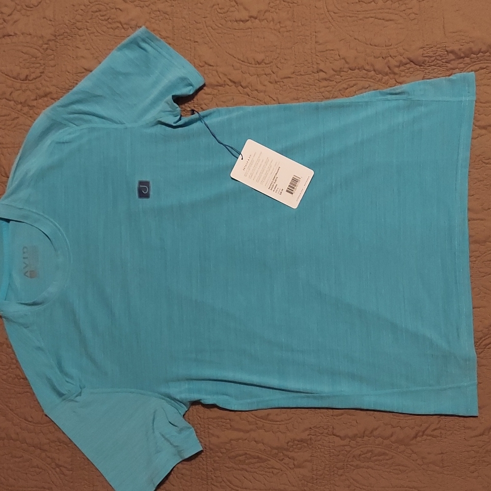 NWT Avid sun shirt